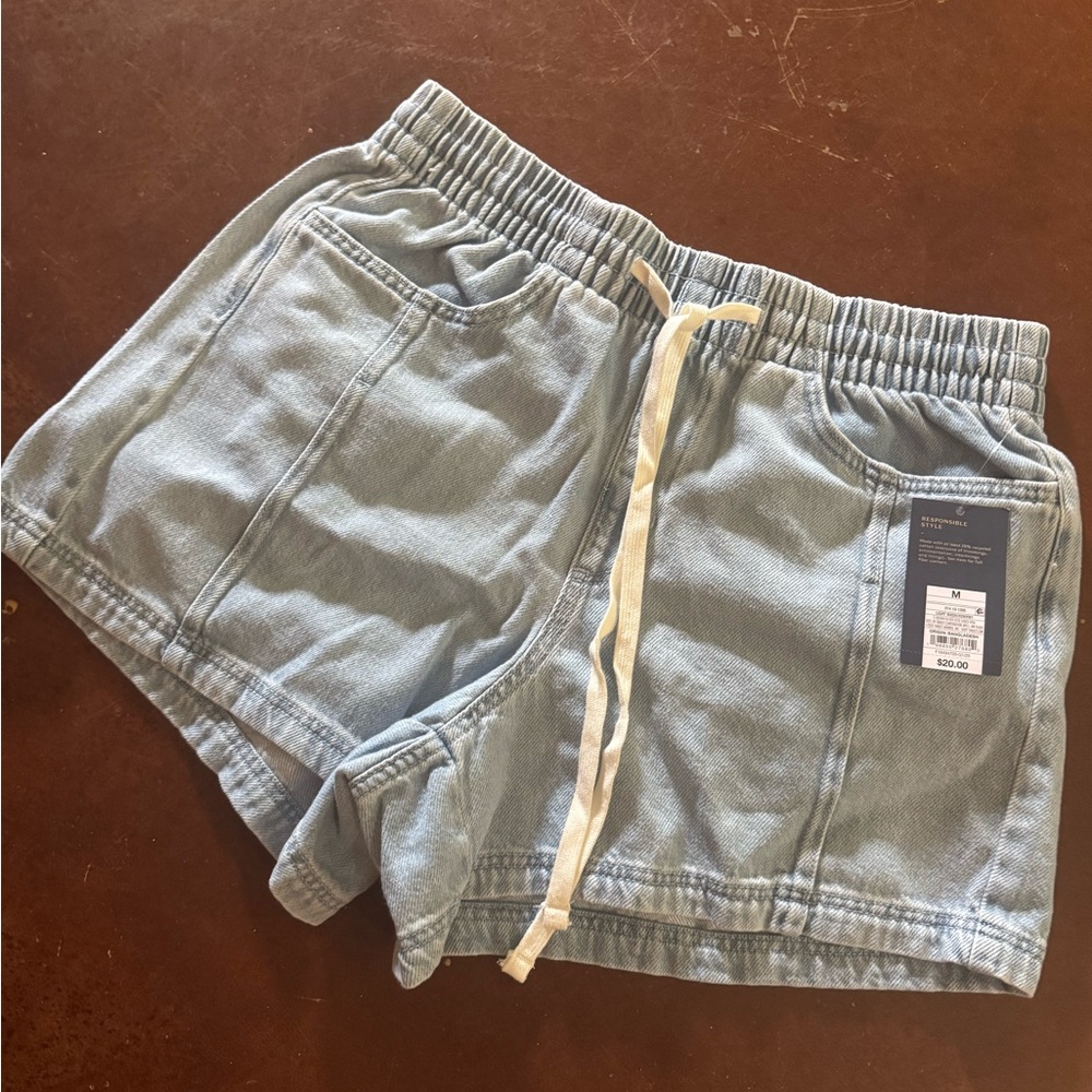 Universal Thread Light Blue Elastic Waist Shorts